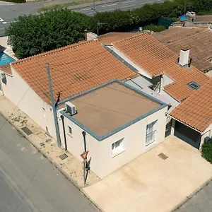 Appartement Le Nid'isle. Un Petit Nid Douillet Proche De Tout., LʼIsle-sur-la-Sorgue
